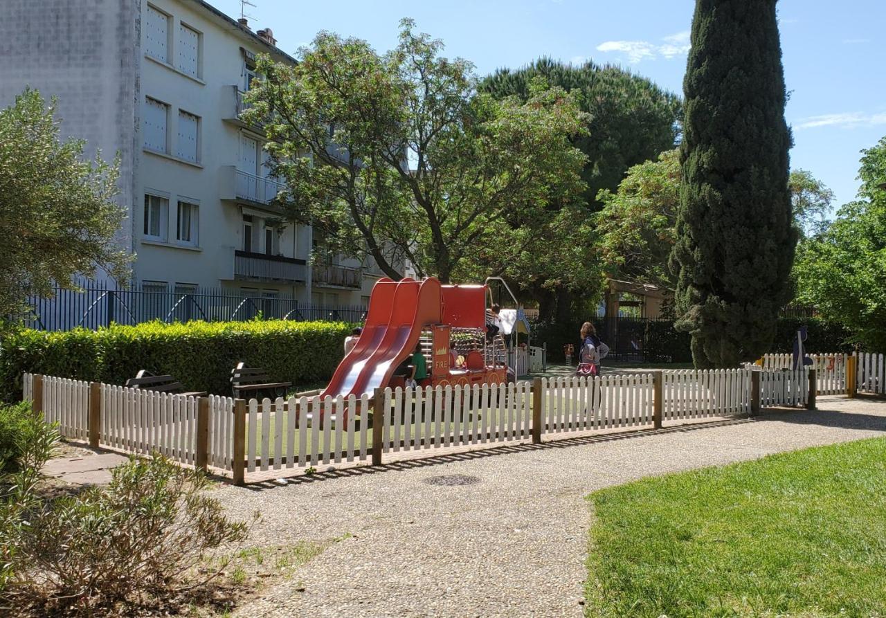 בזייה Le Grenier, Climatisation Terrasse Wi-Fi Netflix 15 Mn Coeur De Ville מראה חיצוני תמונה
